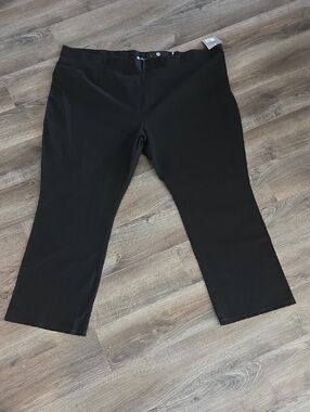 NWT 6X Active Zone Yoga Black Flare Women's Pants